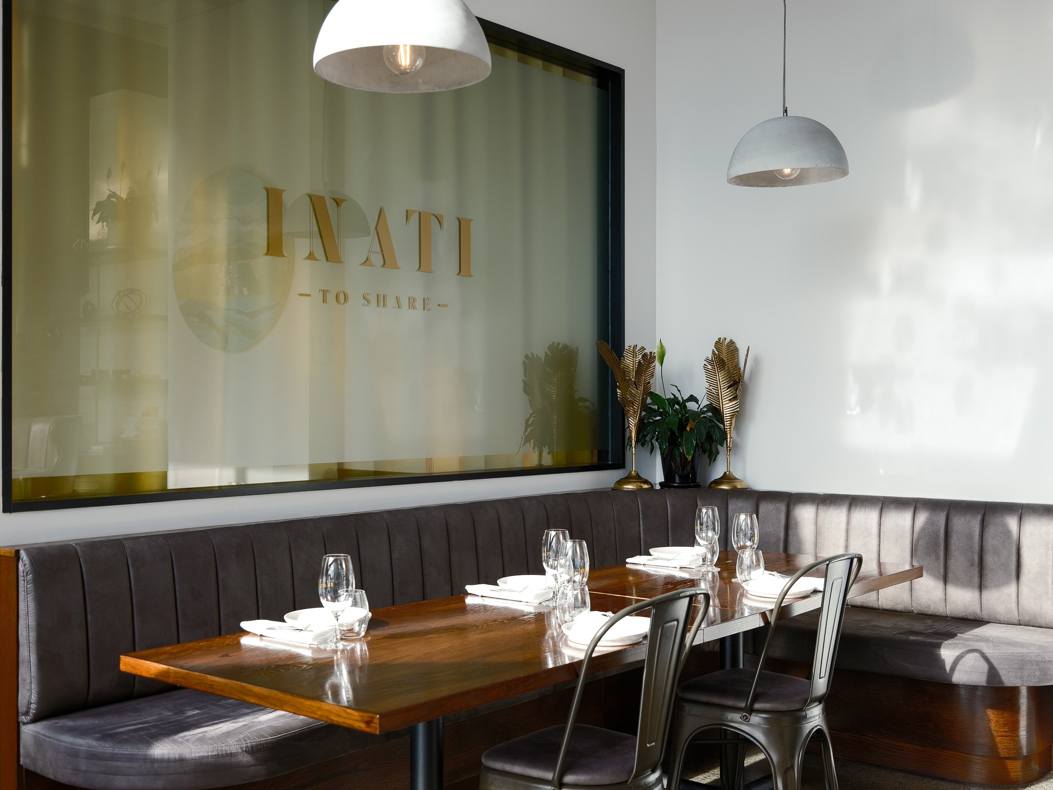 inati interior photo credit jerome warburton min