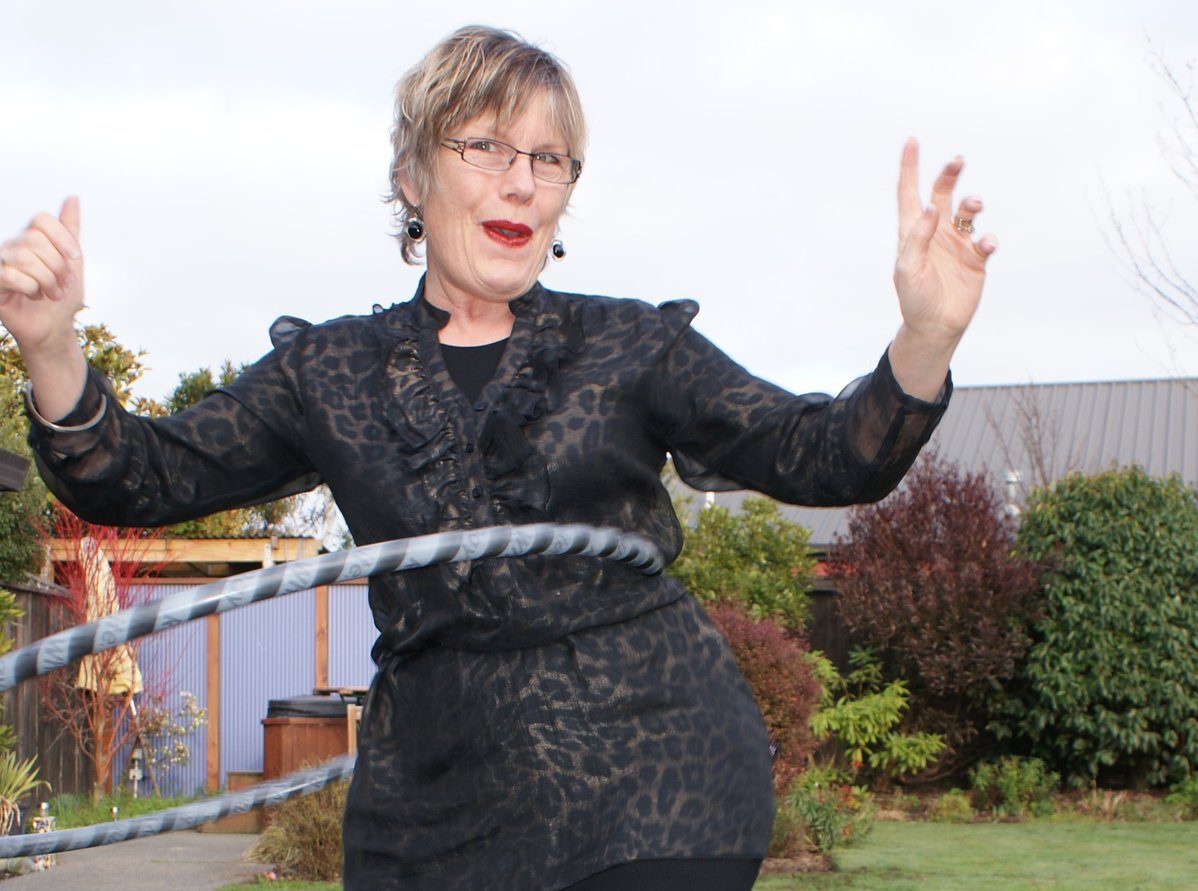 ray white hooping (1)