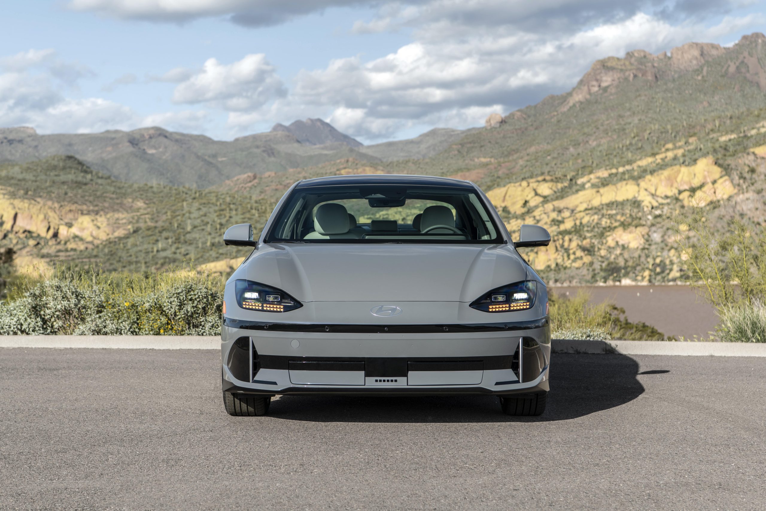 large 55731 2024ioniq6limited min