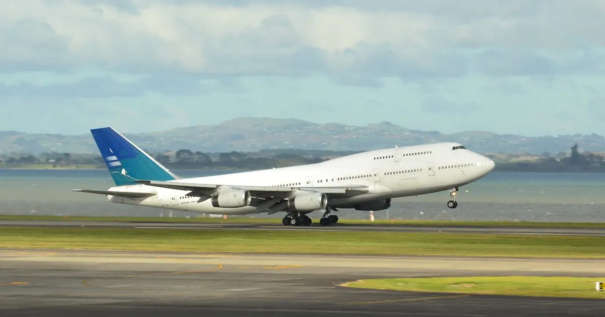 Air NZ 747 ZK-NBU